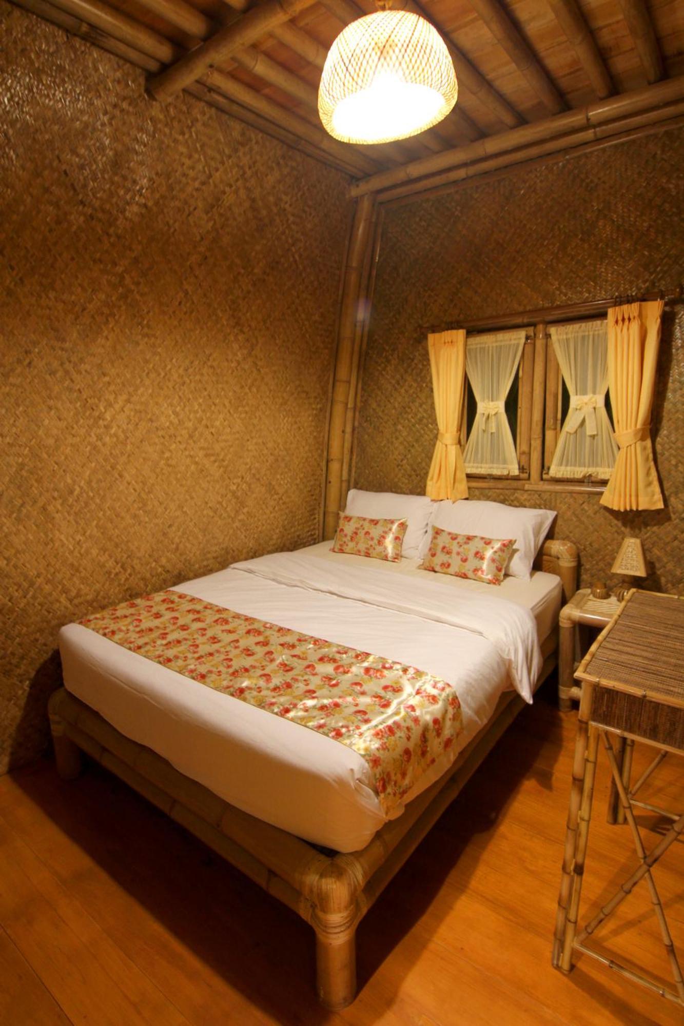 Villa Chavaminerva Bambu - Lembang Cikareumbi Exterior foto