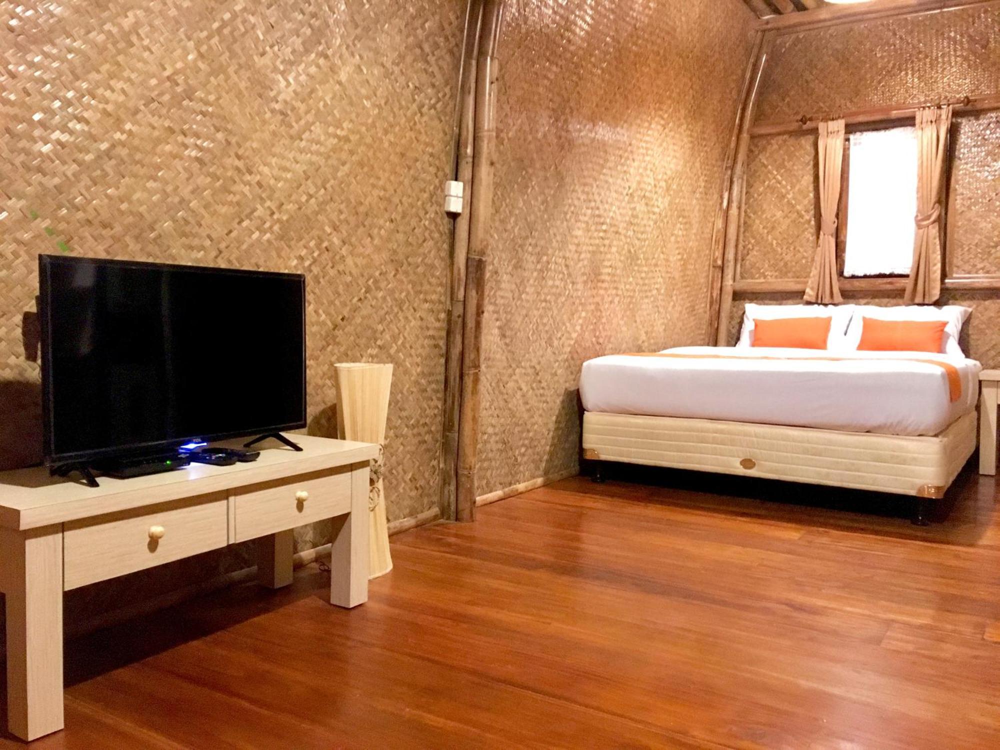 Villa Chavaminerva Bambu - Lembang Cikareumbi Exterior foto